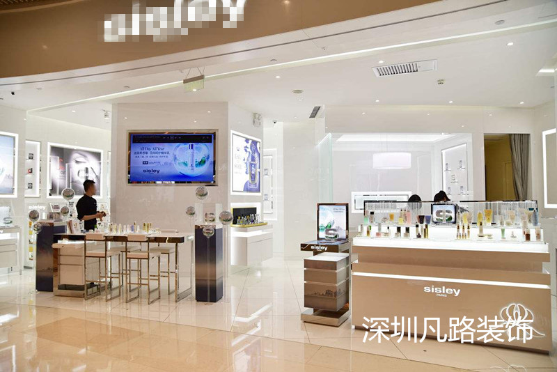 怎樣設(shè)計(jì)形象商業(yè)化妝品展示柜多元化？