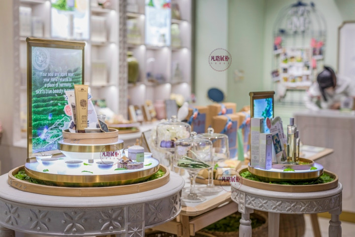 化妝品展示柜設(shè)計(jì)對(duì)其品牌的影響有多大