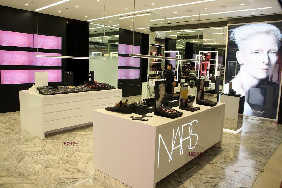 化妝品展示柜風(fēng)格設(shè)計(jì)圖