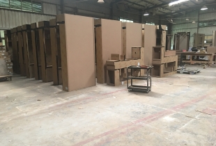 凡路展柜廠(chǎng)化妝品展示柜實(shí)拍圖