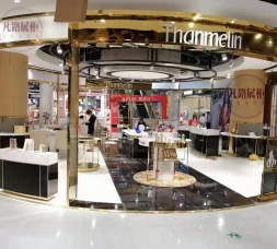 成都Thanmelin梵蜜琳展柜